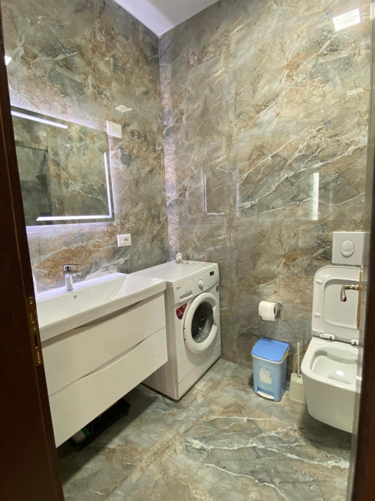 Comfortable 2-Br For 4 Tirana Kültér fotó