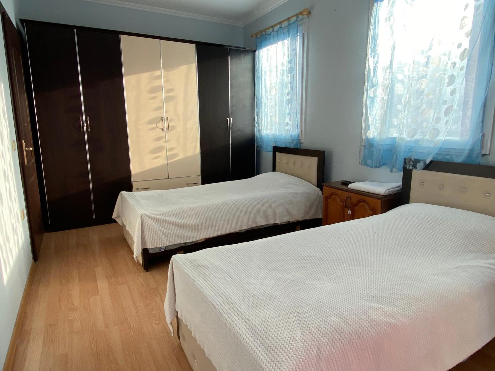 Comfortable 2-Br For 4 Tirana Kültér fotó